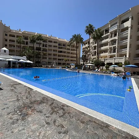 In Castle Harbour With Pool View C020 Apartamento