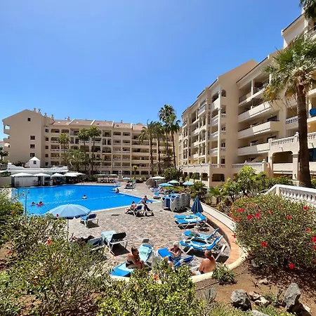 In Castle Harbour With Pool View C020 * Los Cristianos (Tenerife)