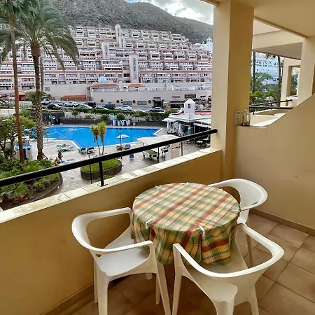 Apartmán In Castle Harbour With Pool View C020