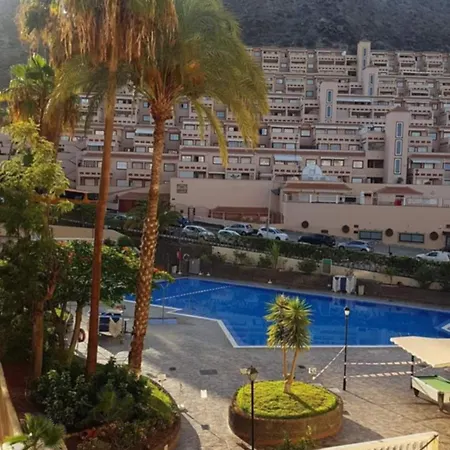 In Castle Harbour With Pool View C020 Los Cristianos (Tenerife)